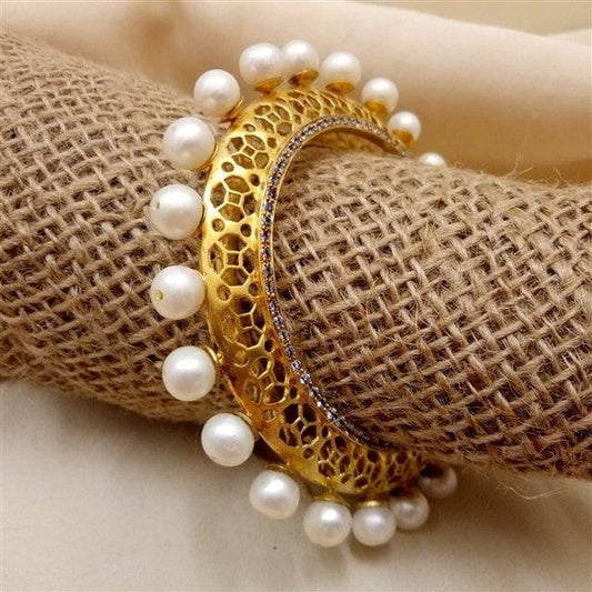 Jaali Pearl Bangle-0