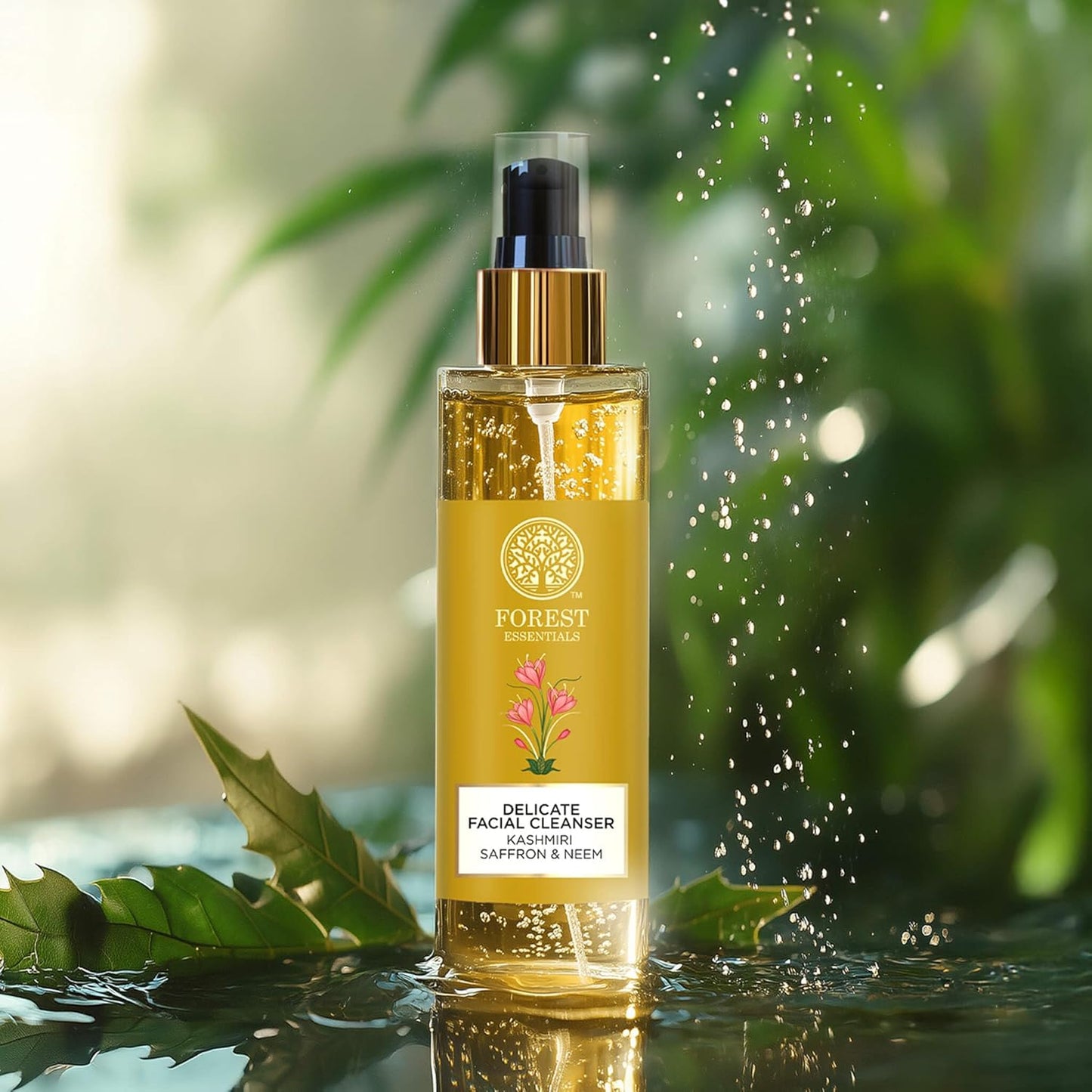 Forest Essentials Ayurvedic Purifying Face Wash with Saffron & Neem | For Normal to Oily Skin | Sulphate Free | Travel Size